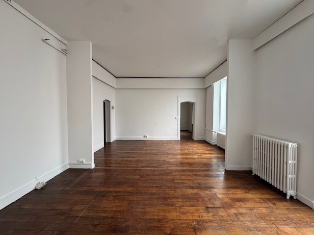 19 Rue Périer, Montrouge for sale Primary Photo- Image 1 of 11