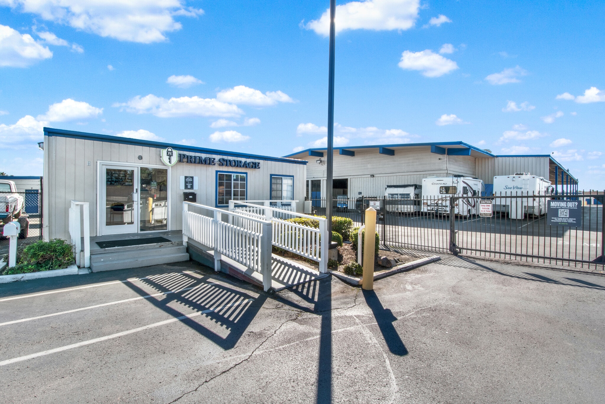 185 N Pacific St, San Marcos, CA for lease Building Photo- Image 1 of 2