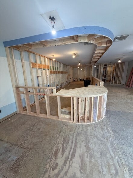 358 W Bridge St, New Hope, PA for lease - Interior Photo - Image 2 of 11