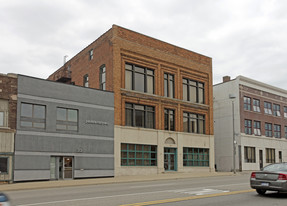 16-20 W HURON LLC - Loft