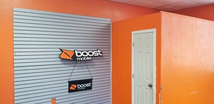 1361-1367 Saviers Rd, Oxnard, CA for lease Interior Photo- Image 2 of 6