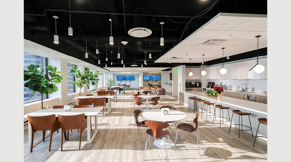 555 S Flower St, Los Angeles, CA for lease - Interior Photo - Image 2 of 12