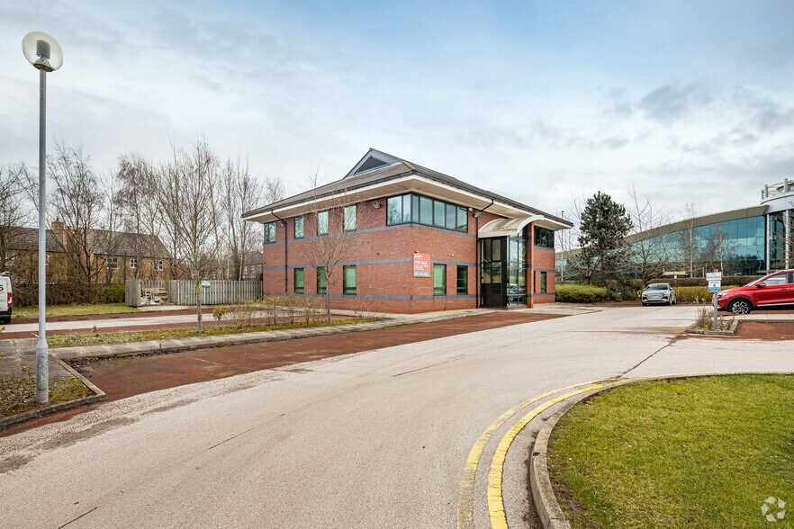 Monks Way, Runcorn à louer - Photo du bâtiment - Image 2 de 5