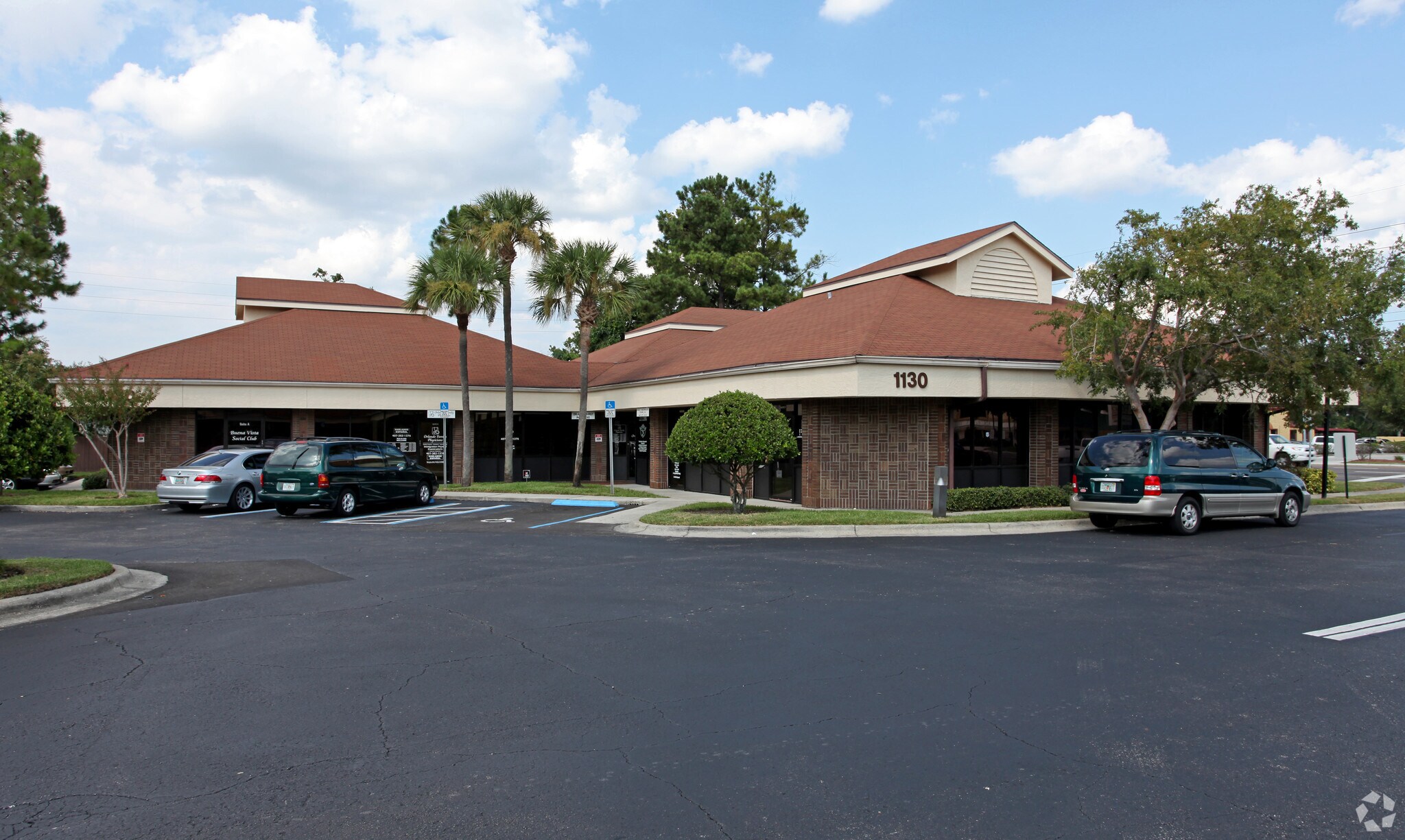 1130 S Semoran Blvd, Orlando, FL à louer Photo principale- Image 1 de 17