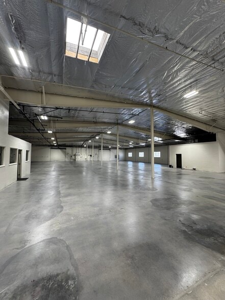 1017 S Mountain Ave, Monrovia, CA for lease - Building Photo - Image 2 of 17