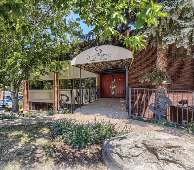 3464 S Willow St, Denver, CO à vendre - Photo du bâtiment - Image 1 de 6