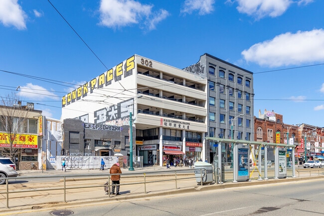 More details for 302 Spadina Ave, Toronto, ON - Retail for Lease