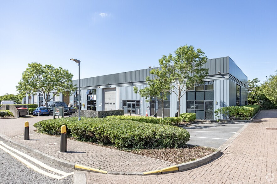 1151-1156 Park Ave, Almondsbury à louer - Photo du bâtiment - Image 3 de 3