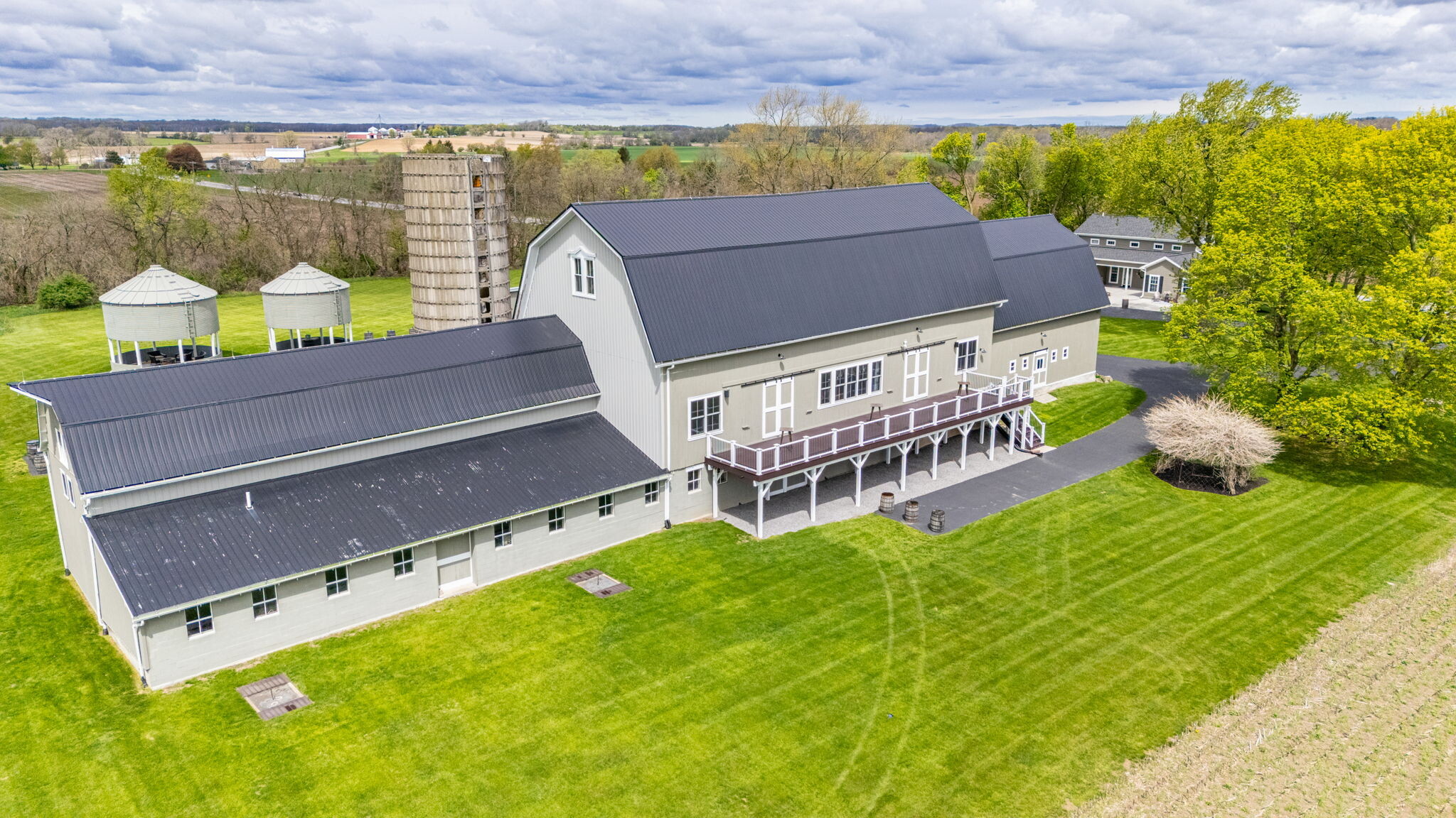 3956 Caledonia Avon Rd, Caledonia, NY à vendre Photo du bâtiment- Image 1 de 12