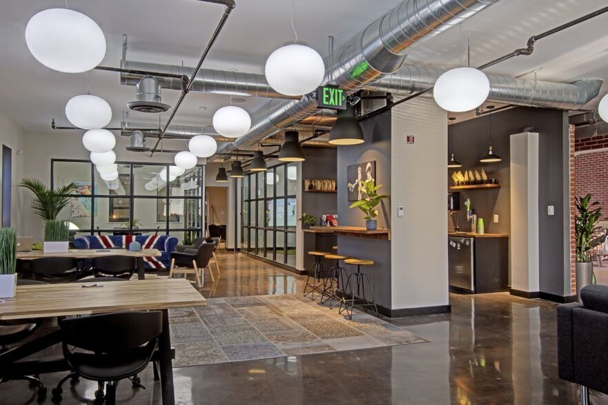 880 Harrison St SE, Leesburg, VA à louer - Photo intérieure - Image 3 de 6