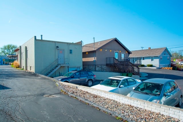 6111 Blue Ridge Blvd, Raytown, MO for sale - Building Photo - Image 3 of 19