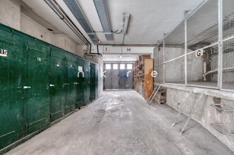 28 Rue Amelot, Paris for lease Interior Photo- Image 2 of 31