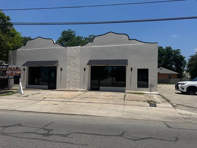 1812 S Presa St, San Antonio, TX for lease - Building Photo - Image 2 of 13