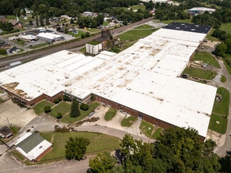 Plus de détails pour 144 Water st, Old Fort, NC - Industriel à louer