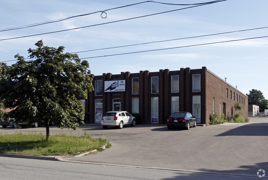 5435 Maingate Dr, Mississauga, ON for sale - Building Photo - Image 2 of 5