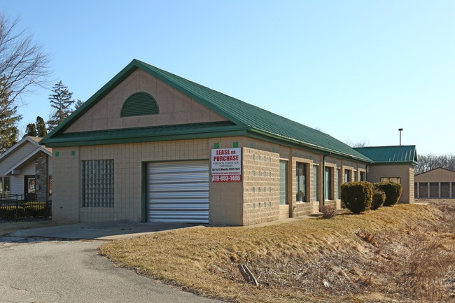 Plus de détails pour 7300 Lewis Ave, Temperance, MI - Spécialité à vendre