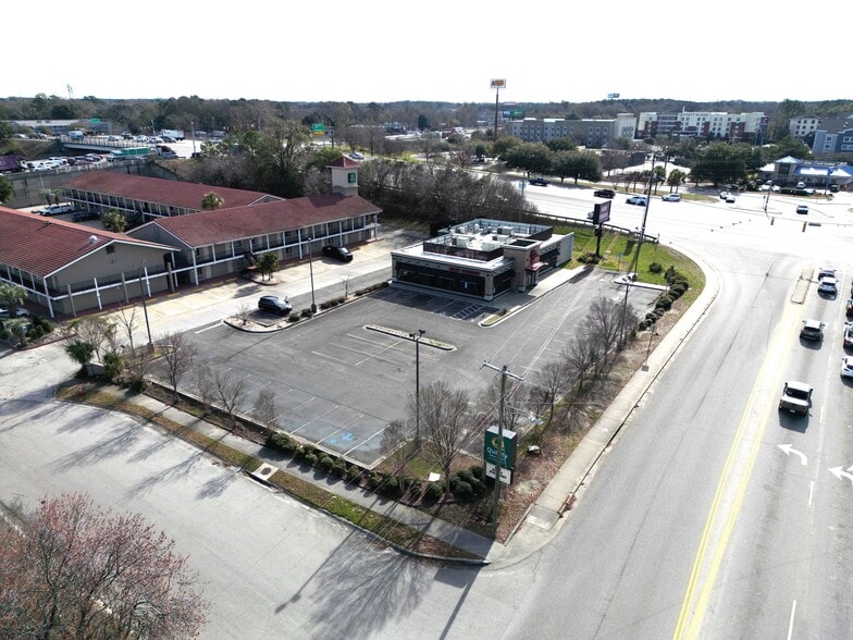 7400 Northside Dr, North Charleston, SC for sale - Building Photo - Image 3 of 16