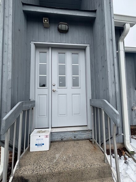 216 Stelton Rd, Piscataway, NJ à vendre - Photo du bâtiment - Image 2 de 18