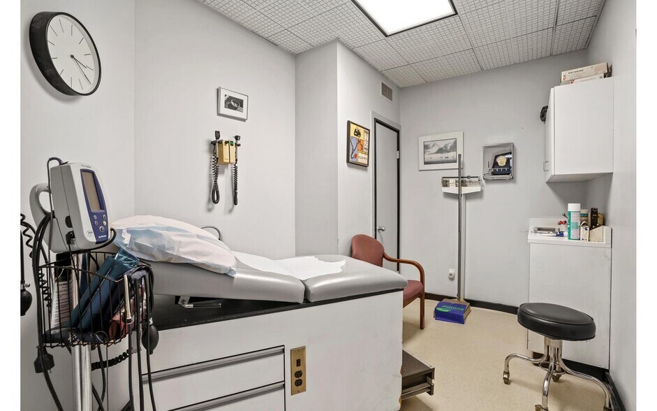 1120 Park Ave, New York, NY à vendre - Photo intérieure - Image 2 de 5