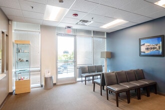 9097 E Desert Cove Dr, Scottsdale, AZ for sale Interior Photo- Image 2 of 8