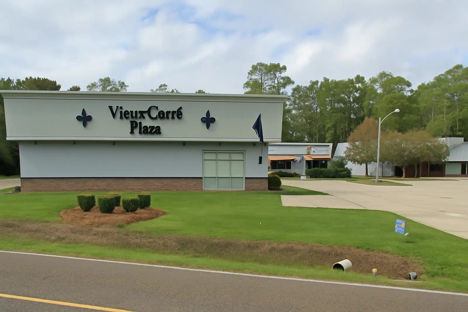 2040 LA Highway 59, Mandeville, LA for lease Interior Photo- Image 1 of 2