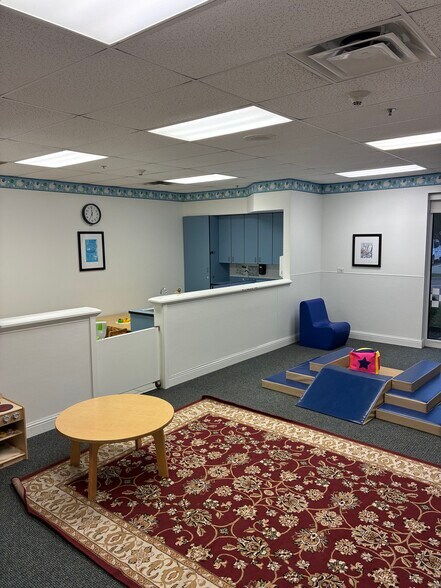 1207 W McDermott Dr, Allen, TX for lease - Interior Photo - Image 2 of 40