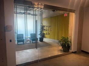 2100 Central St, Kansas City, MO for lease Interior Photo- Image 1 of 4