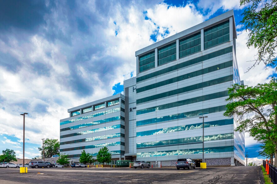 REO Sale | Pittsburgh Office Portfolio portefeuille de 3 propriétés à vendre sur LoopNet.ca - Photo du bâtiment - Image 2 de 7