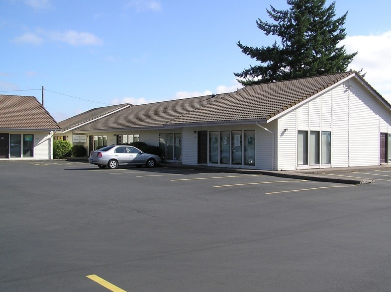 720-728 Hawthorne Ave NE, Salem, OR à louer - Photo du bâtiment - Image 2 de 4