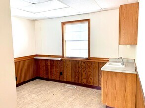 10405 US Highway 59, Grove, OK for lease Interior Photo- Image 2 of 6