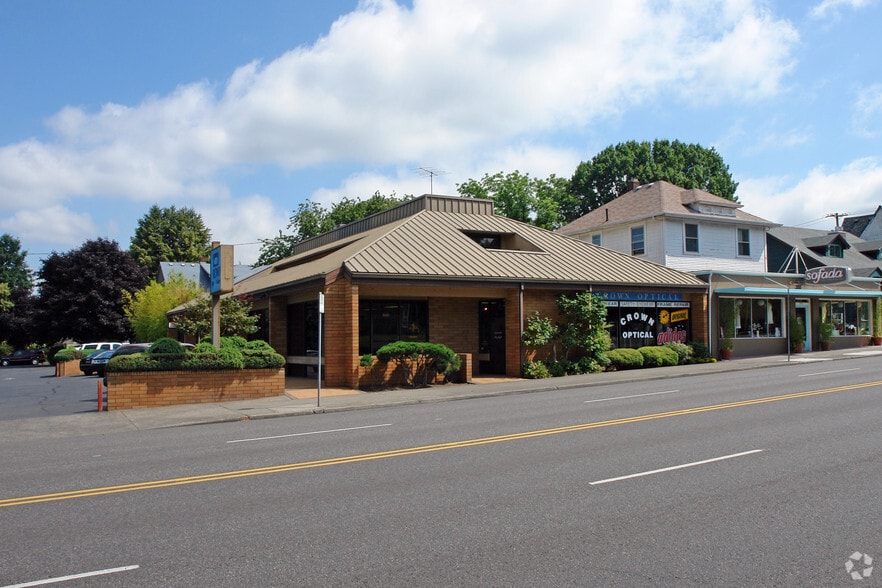 2927–2933 E Burnside, Portland, OR for lease - Building Photo - Image 3 of 3