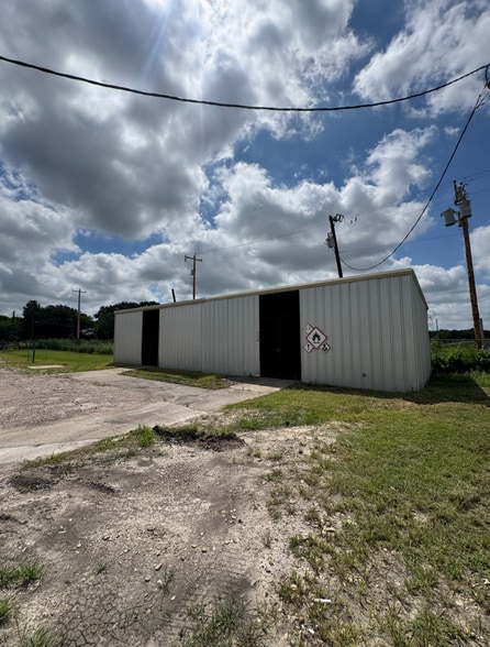 616 S 9th St, Corsicana, TX for sale - Building Photo - Image 2 of 13