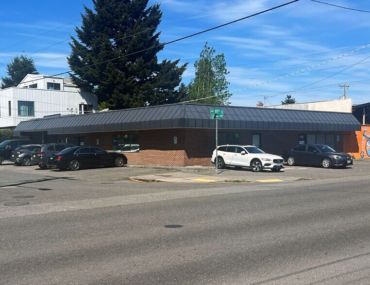 1130 NW 85th St, Seattle, WA à louer - Photo du bâtiment - Image 2 de 2