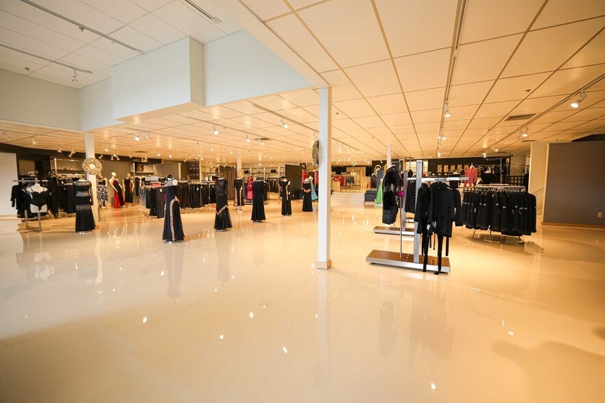 2470 US Highway 1, Lawrenceville, NJ for lease - Building Photo - Image 2 of 19