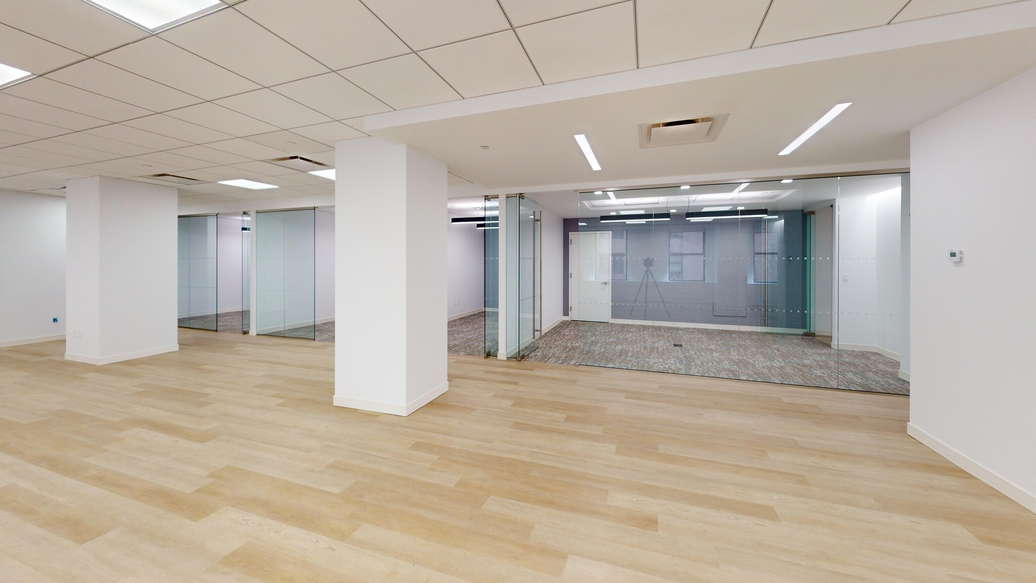 42 broadway, New York, NY for lease Interior Photo- Image 1 of 6