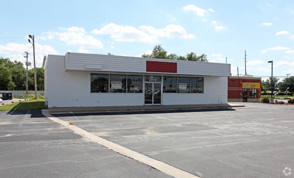 3919 W Pawnee St, Wichita, KS à louer - Photo du bâtiment - Image 1 de 2
