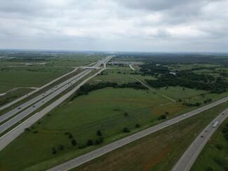 Plus de détails pour 13451 Highland Hills Dr, Aledo, TX - Bureau/Commerce de détail à louer