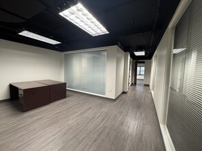 5757 W Century Blvd, Los Angeles, CA for lease Building Photo- Image 2 of 8