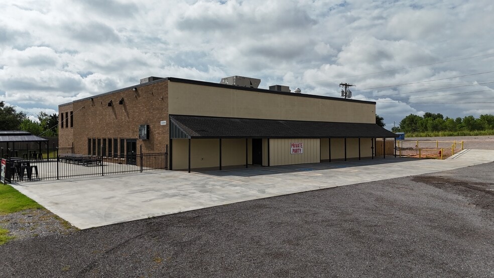 23894 S Frontage Rd, Weatherford, OK for sale - Building Photo - Image 3 of 40