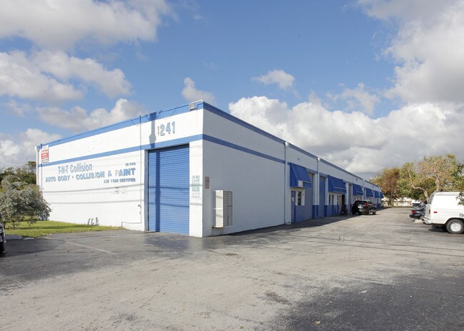 Plus de détails pour 1241-1251 N Dixie Hwy, Pompano Beach, FL - Industriel à louer