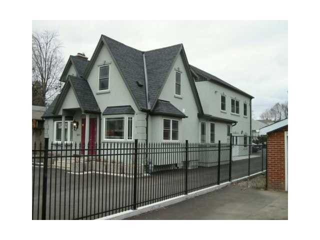 581 Plains Rd E, Burlington, ON à vendre Photo principale- Image 1 de 1