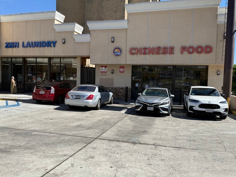 5070-5076 W Sunset Blvd, Los Angeles, CA à louer - Photo du bâtiment - Image 2 de 3