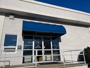 185 Kisco Ave, Mount Kisco, NY for lease Building Photo- Image 2 of 9