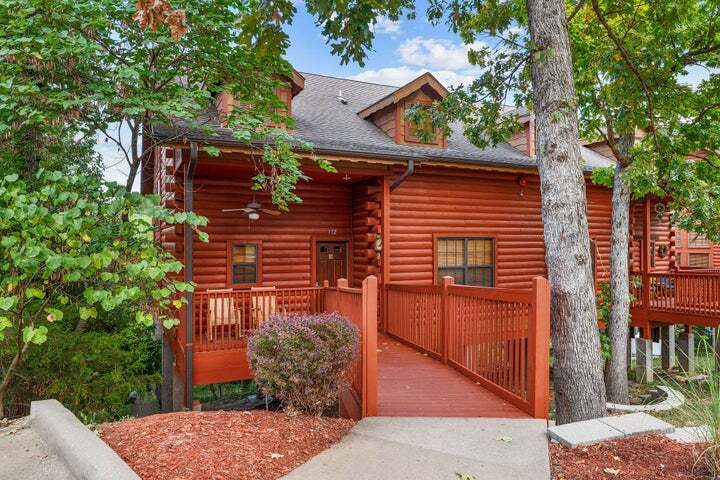 132 Rock Candy ln, Branson, MO for sale Primary Photo- Image 1 of 5