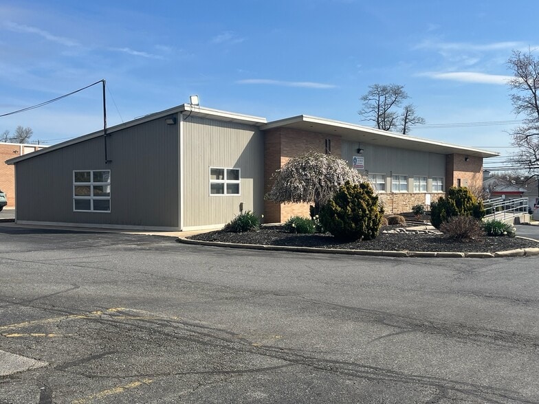 721 N Bridge St, Elkton, MD à vendre - Photo du bâtiment - Image 3 de 6