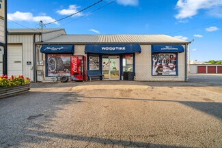 Plus de détails pour 821 E Main St, Clarksville, AR - Commerce de détail à vendre