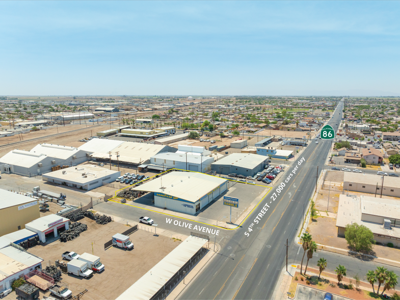 315 S 4th St, El Centro, CA for sale - Primary Photo - Image 1 of 8