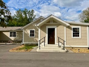 10610 N Park Ave, Indianapolis, IN à louer Photo du bâtiment- Image 2 de 12