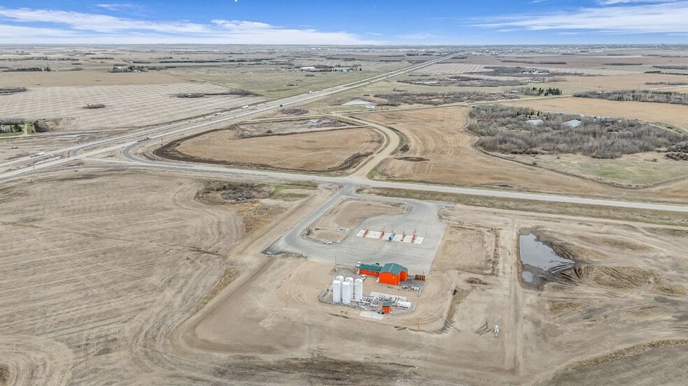 Yellowhead & Hwy 684, Saskatoon, SK for sale - Building Photo - Image 2 of 6