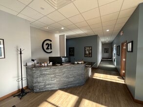 695 S Grand Ave, Sun Prairie, WI for lease Interior Photo- Image 1 of 4